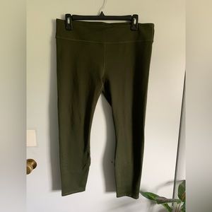 Fabletics Olive Capri Leggings